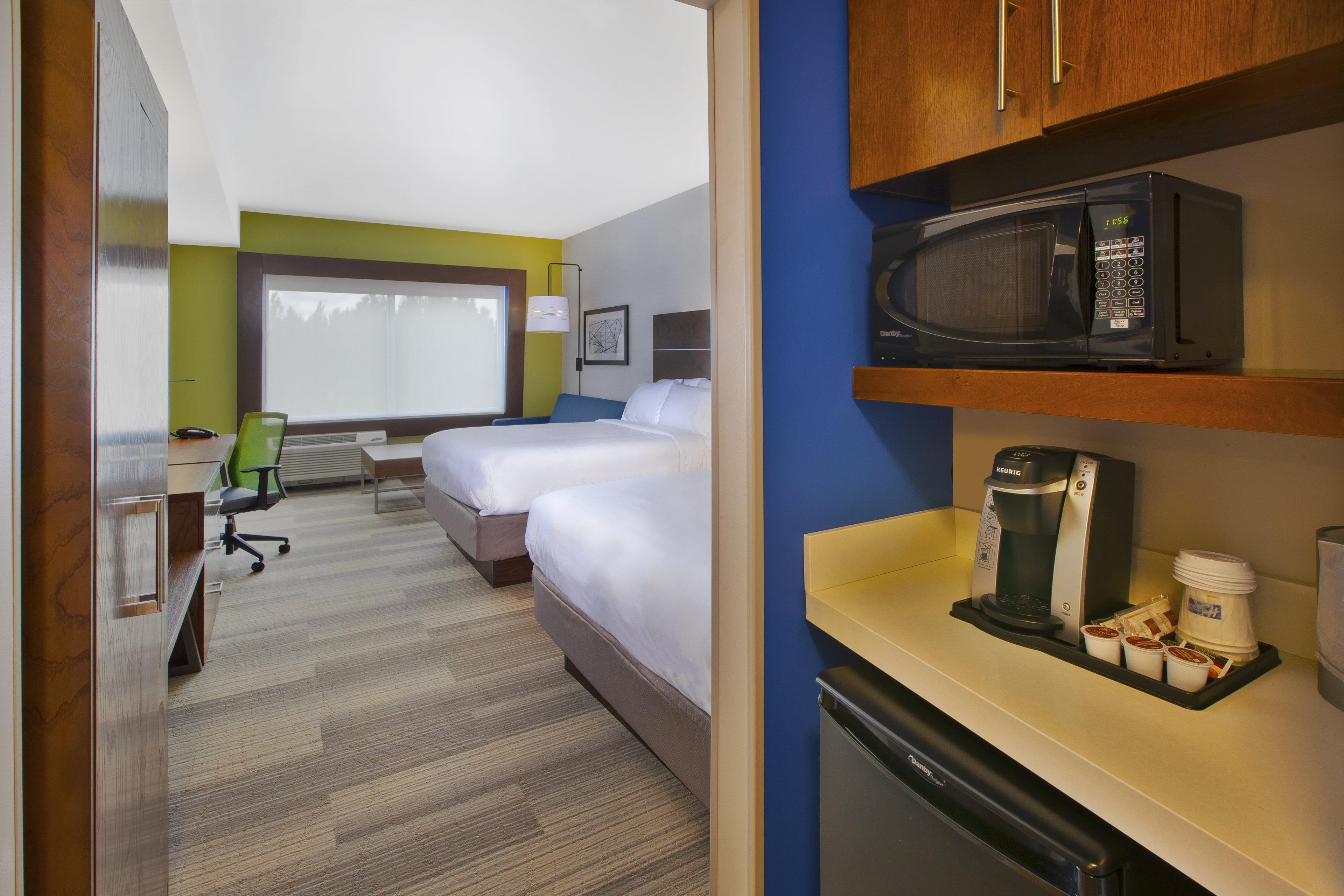 Holiday Inn Express And Suites South Hill By Ihg Екстериор снимка