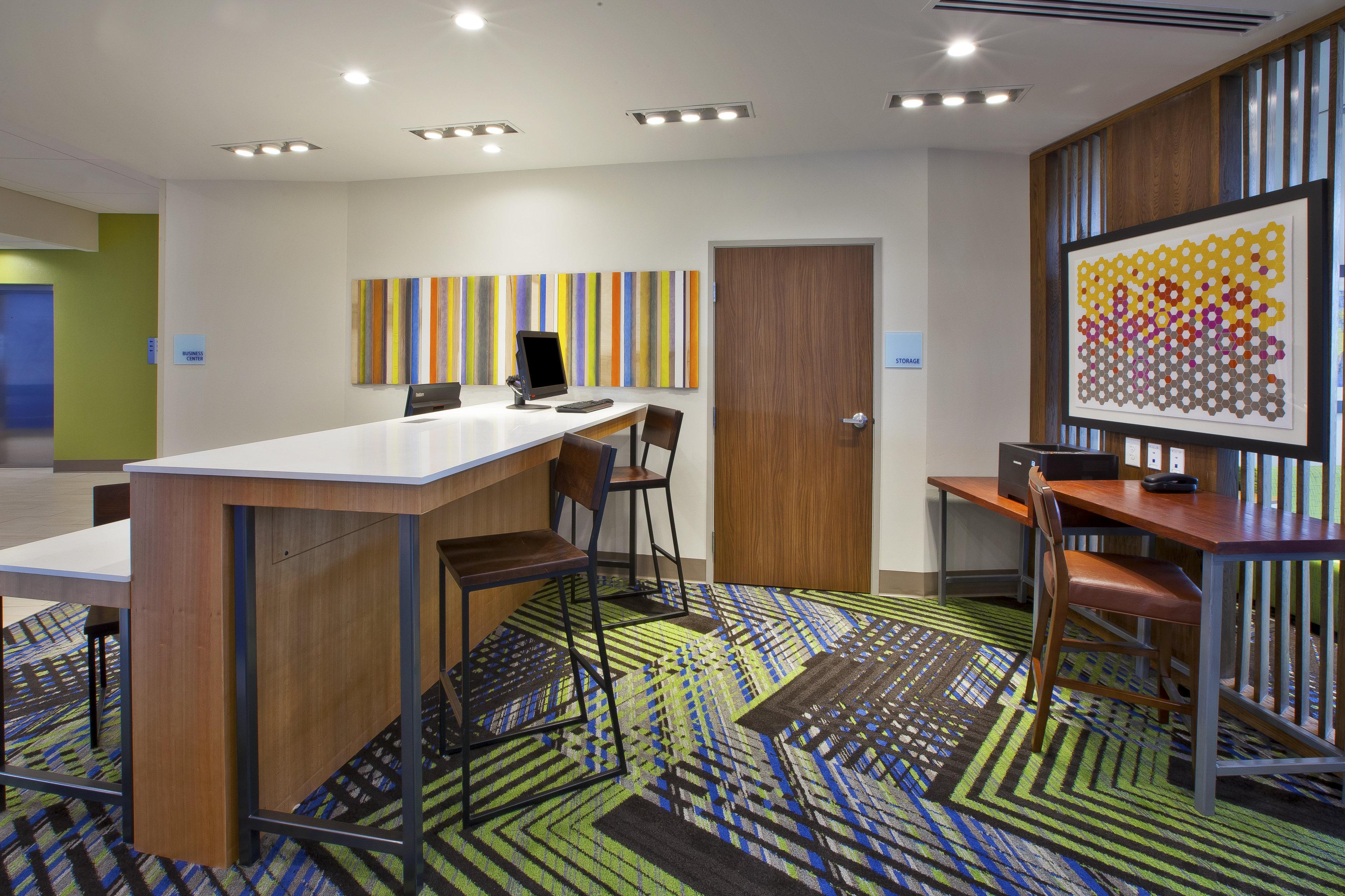 Holiday Inn Express And Suites South Hill By Ihg Екстериор снимка