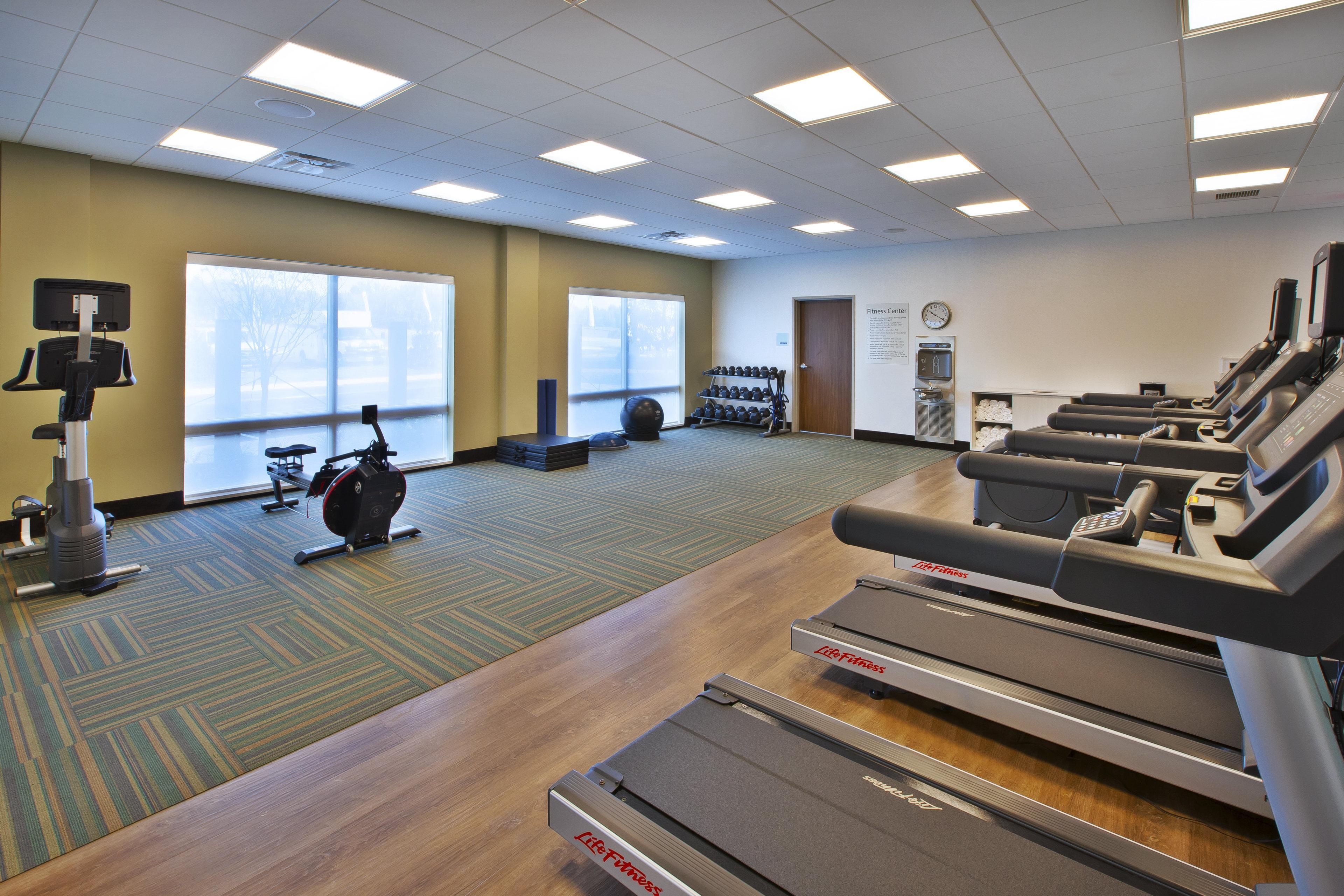 Holiday Inn Express And Suites South Hill By Ihg Екстериор снимка