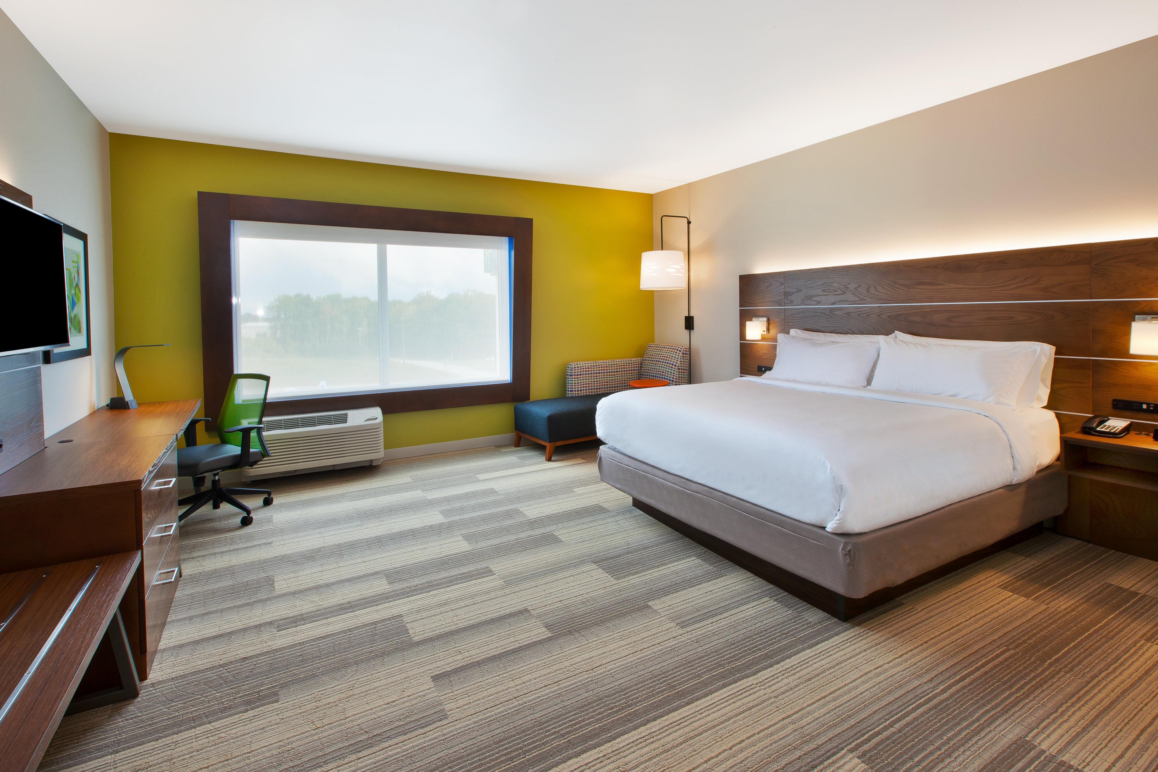Holiday Inn Express And Suites South Hill By Ihg Екстериор снимка